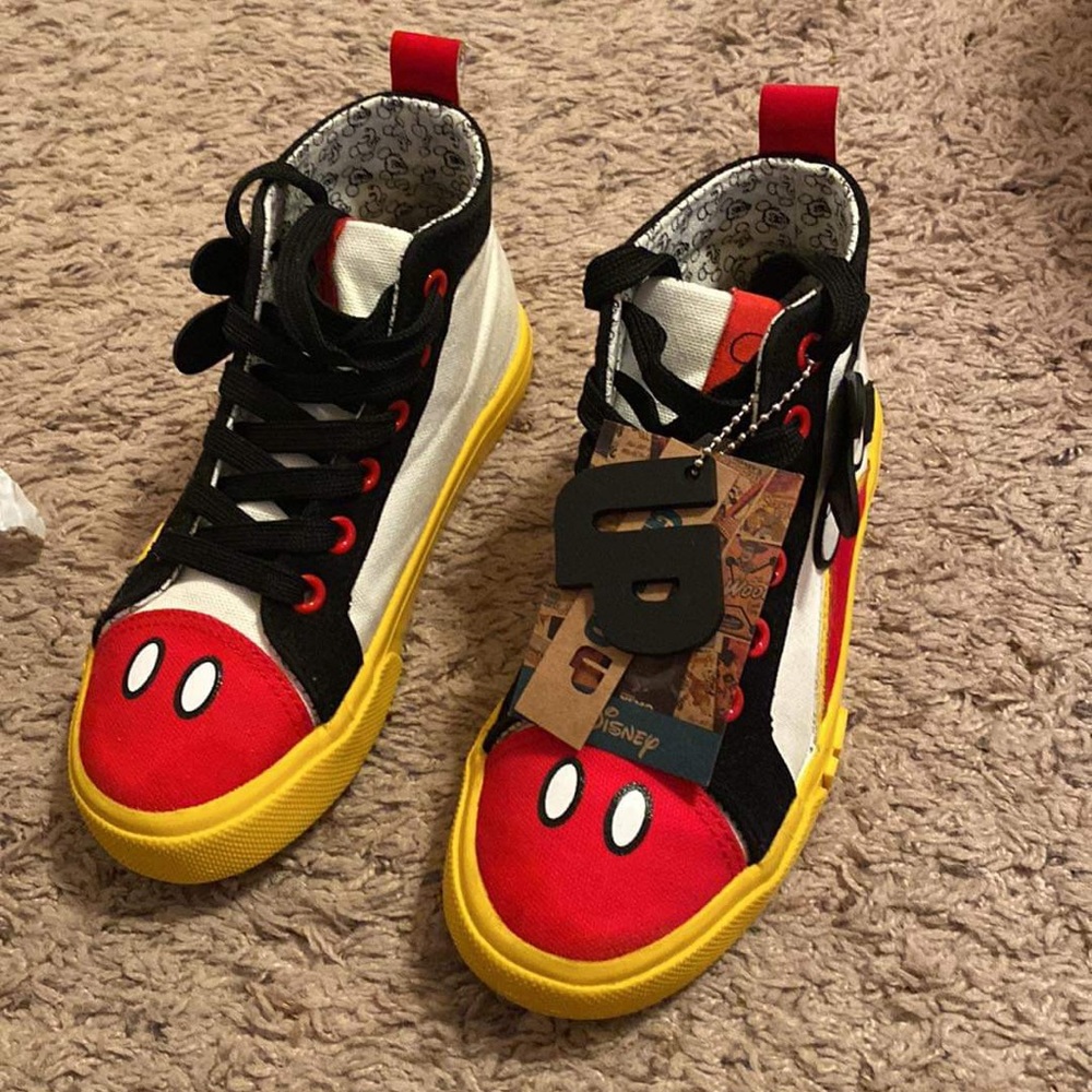 Ground up Mickey Mouse kids shoes